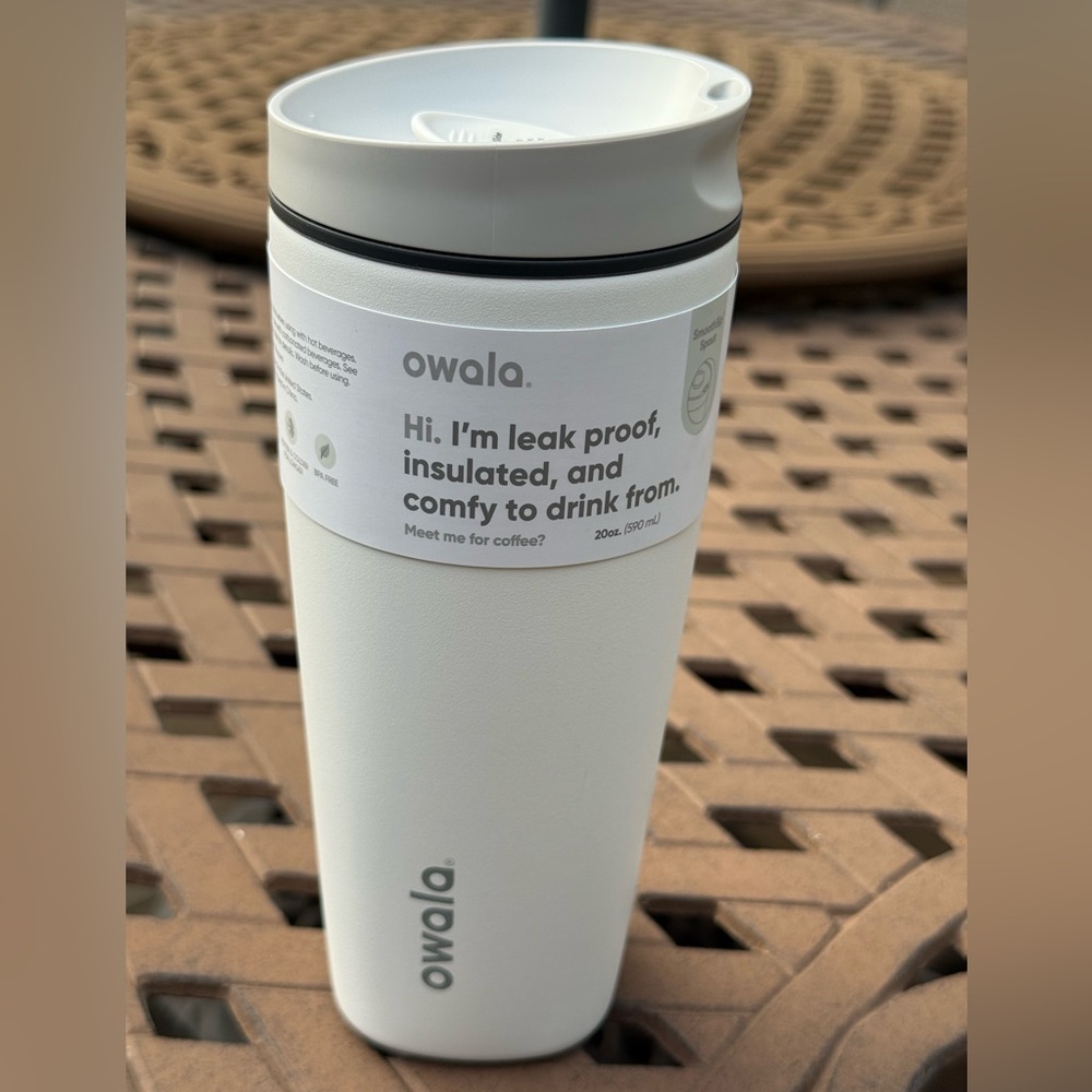 NWT- Owala 20oz SmoothSip Slider Coffee Tumbler